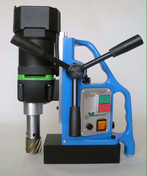 供應重量小，吸力大，功能全的鉆孔機MD40